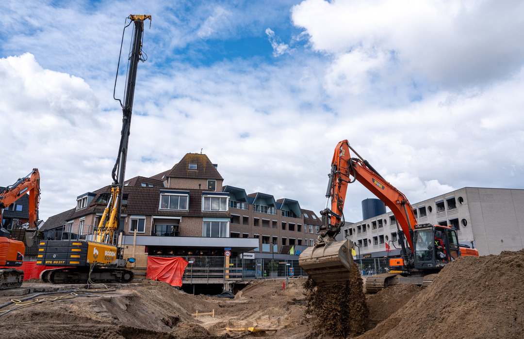 Buiten werken, grote machines en iedere dag resultaat zien.